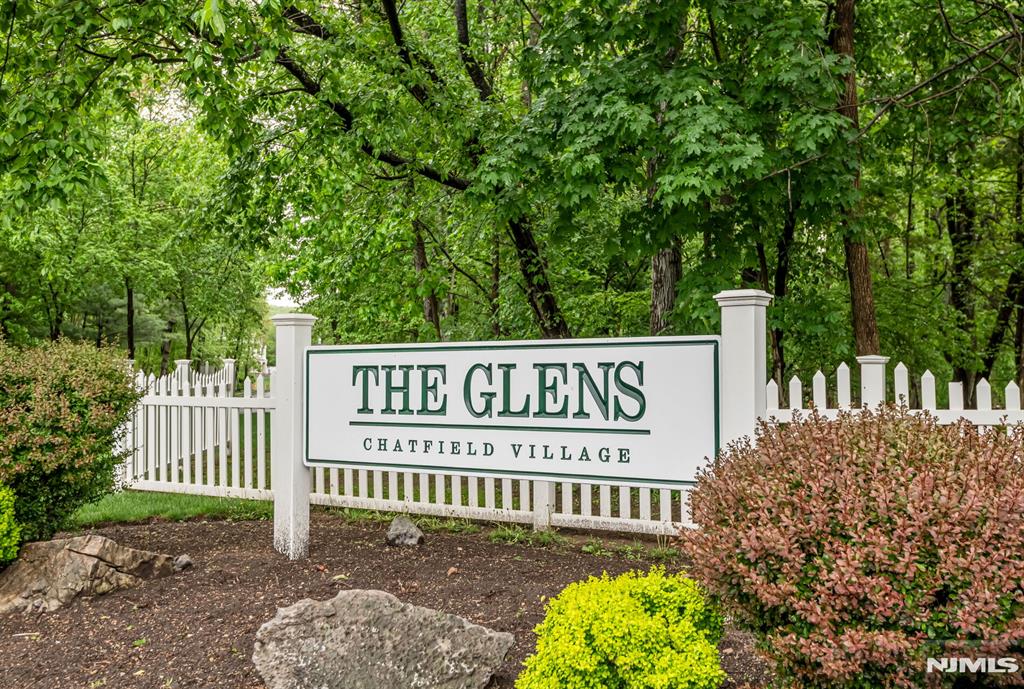 Property for Sale at 412 Chatfield Drive 412, Pequannock Twp, New Jersey - Bedrooms: 2 
Bathrooms: 1  - $350,000