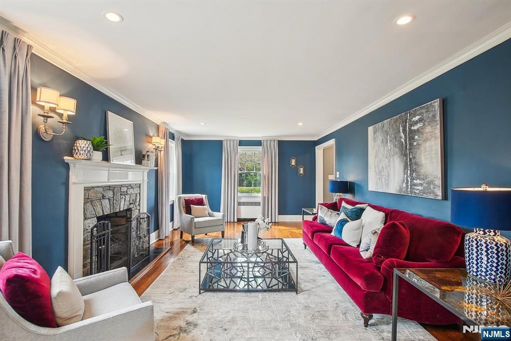 83 Mountainview Road
