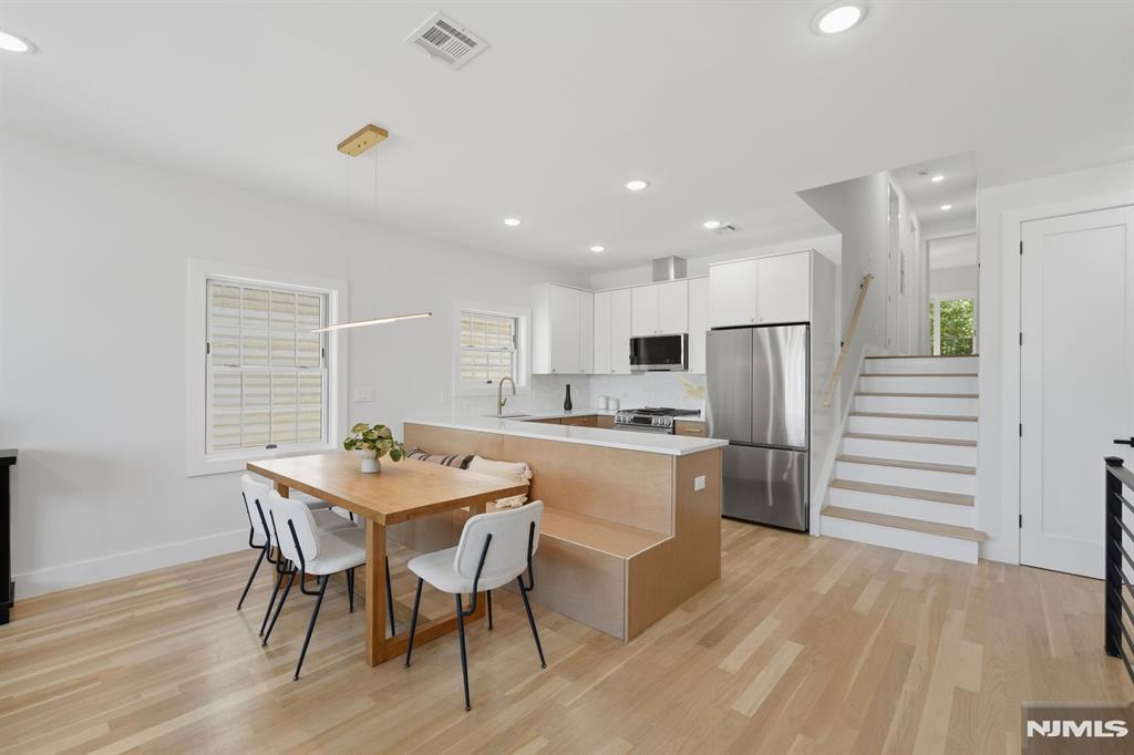 98 Western Avenue 2