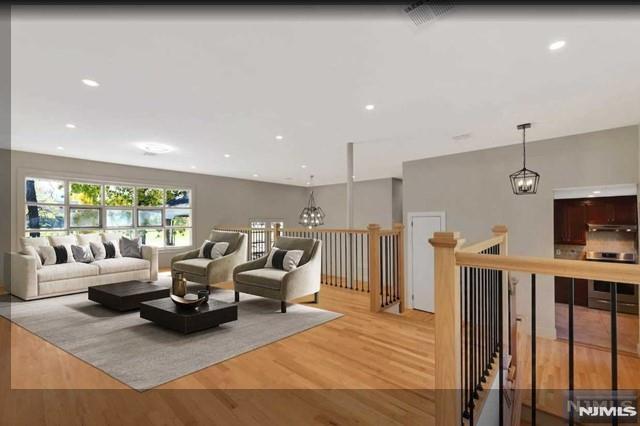22 Greentree Terrace