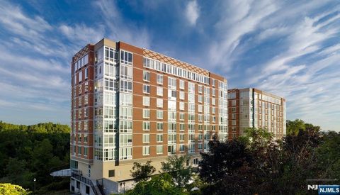 600 12th Street 810 Palisades Park NJ 07650