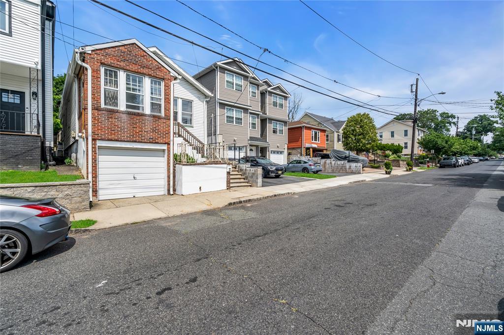 31 Mount Prospect Avenue