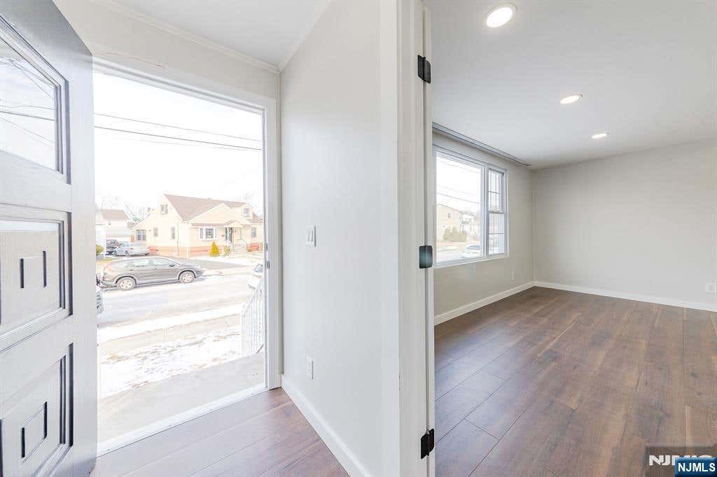 Photo of 34 Kearney Street, Lyndhurst, NJ 07071 (MLS # 26020482)