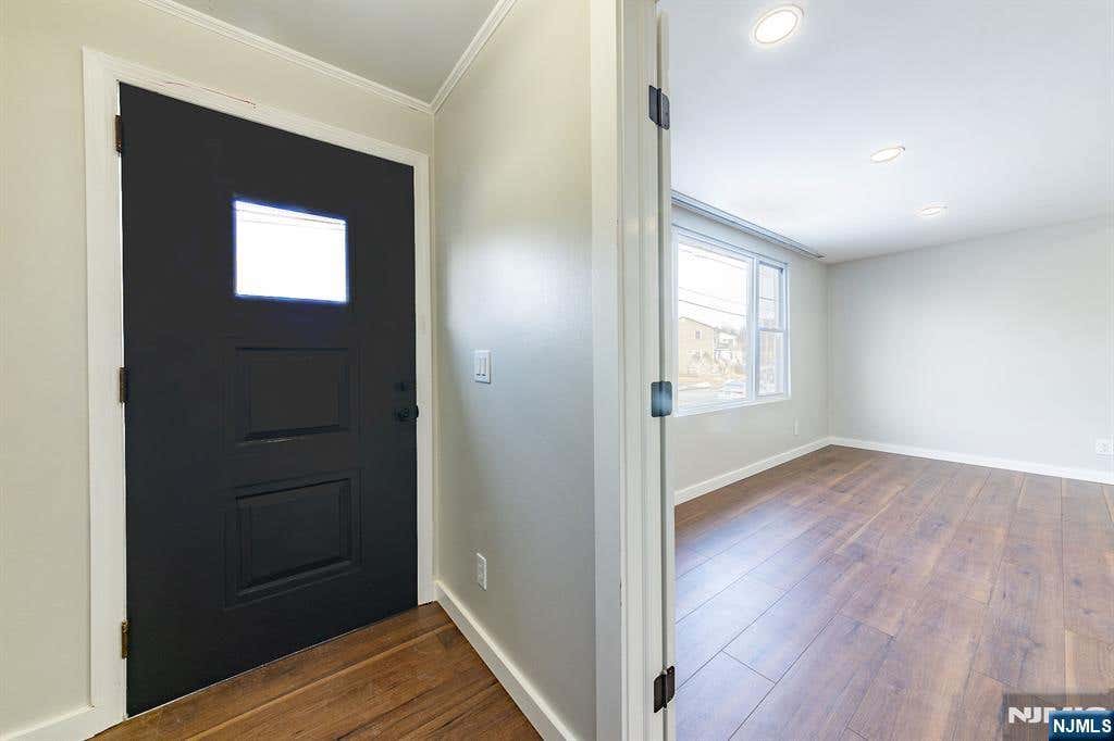 Photo of 34 Kearney Street, Lyndhurst, NJ 07071 (MLS # 26020482)
