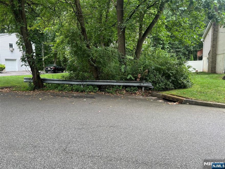 Rare opportunity to own one of the last available parcels in the sought-after Northern New Jersey, Bergen County. Located in Township of Washington, this 1.012-acre property offers access via an unimproved town road. Previously approved for a subdivision 15+ years ago. Ideal for builders or investors - buyers responsible for all due diligence. BLOCK 3205, LOT 5 Road entrance: Access via unimproved town road between 2564 and 2580 Cleveland Ave, Township of Washington, NJ 07676.