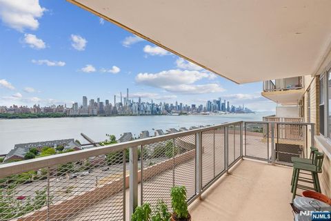 6600 Boulevard East 2A West New York NJ 07093