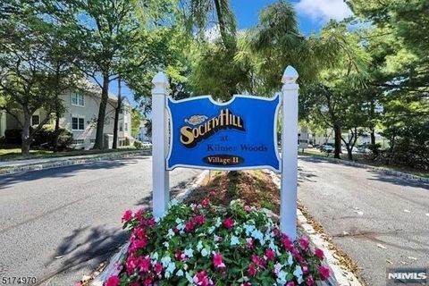 Photo of 747 Pepperidge Rd, Mahwah, NJ 07430 (MLS # 26009227)