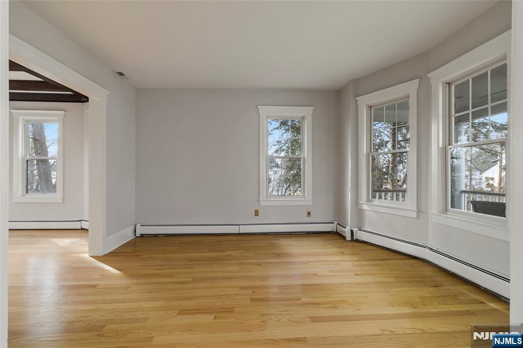125 Large Avenue
