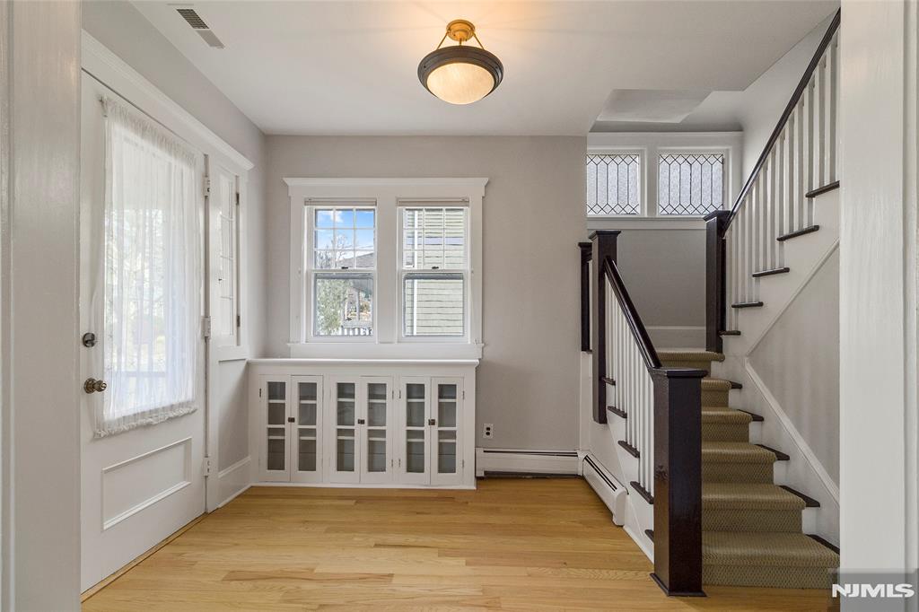 125 Large Avenue