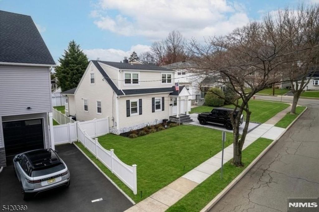 Photo of 138 Merrill Road, Clifton, NJ 07012 (MLS # 26010657)