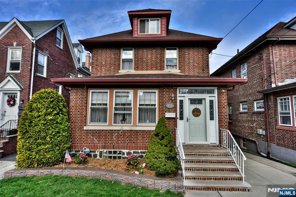 519 Saint Pauls Avenue