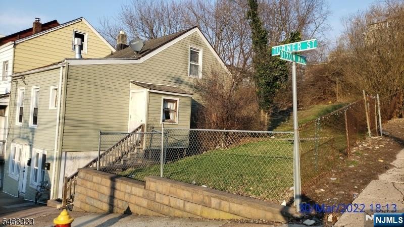 121 Turner Street