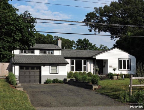 Photo of 350 Monroe Avenue, Wyckoff, NJ 07481 (MLS # 26022562)
