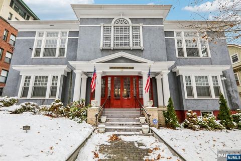 Photo of 375 Fairmount Ave, Jersey City, NJ 07306 (MLS # 26000533)
