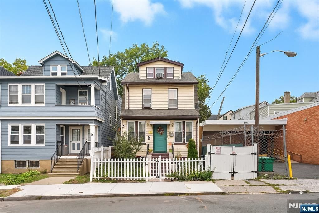 Photo of 78 Valley Street, Newark, NJ 07106 (MLS # 25036053)