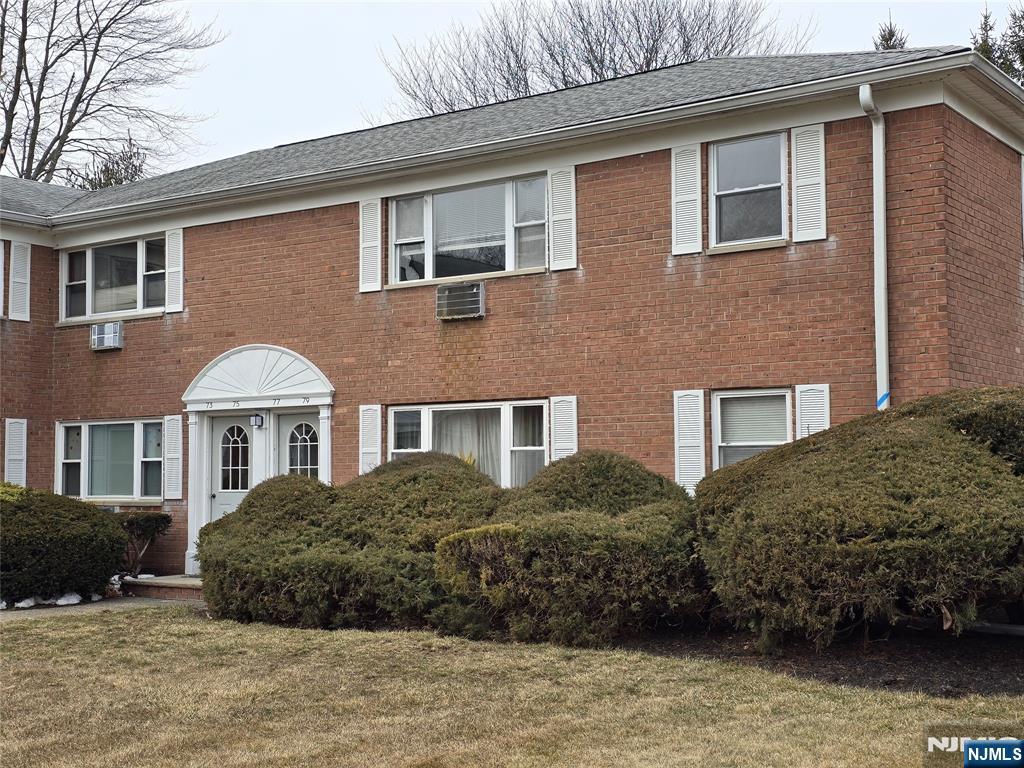 79 Manchester Court 102, Wayne, New Jersey - 1 Bedrooms  
1 Bathrooms - 