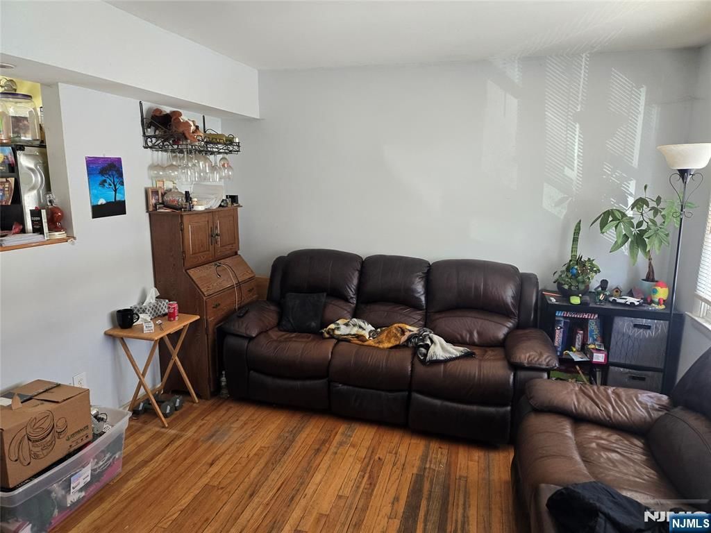 Photo of 127 Glenwild Avenue, Bloomingdale, NJ 07403 (MLS # 26003639)