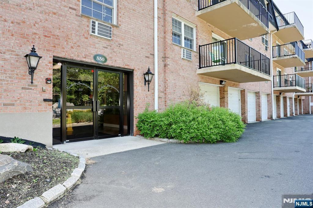 550 Fairview 312