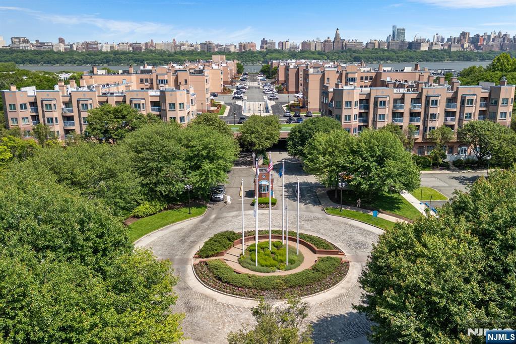 Property for Sale at 302 Williams Court, Edgewater, New Jersey - Bedrooms: 1 
Bathrooms: 1  - $498,000