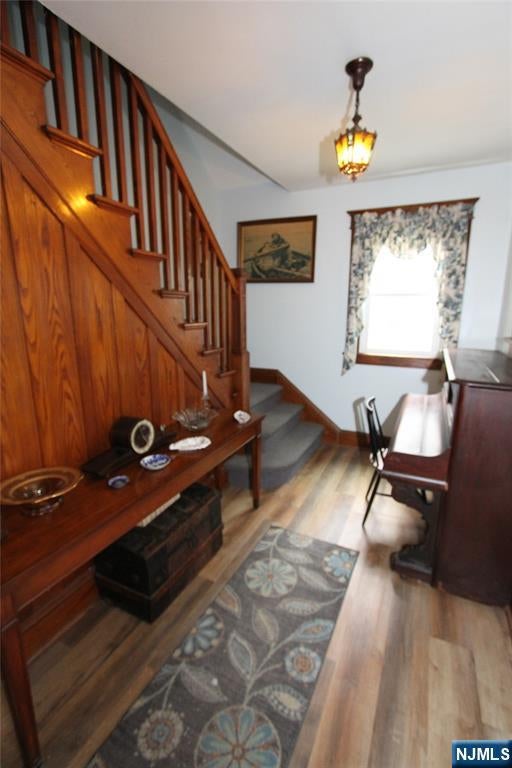4 Midland Avenue