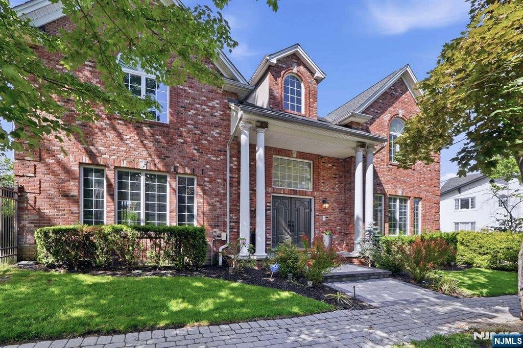 Photo of 70 Mcelroy Avenue, Fort Lee, NJ 07024 (MLS # 26019322)