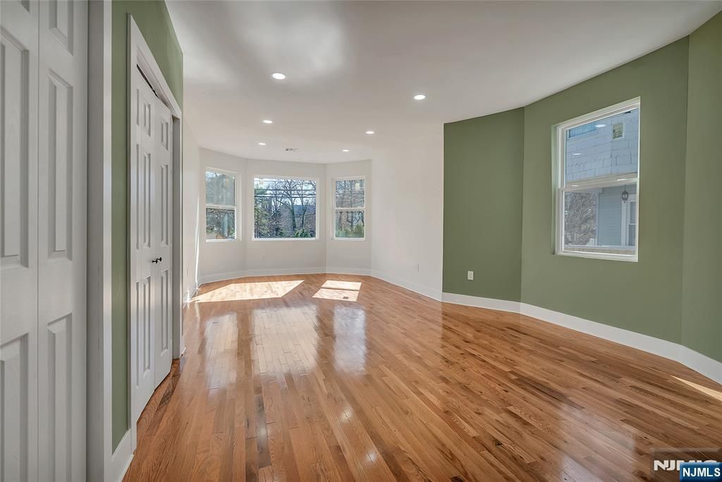 Photo of 249 Hillside Avenue, Leonia, NJ 07605 (MLS # 26011759)