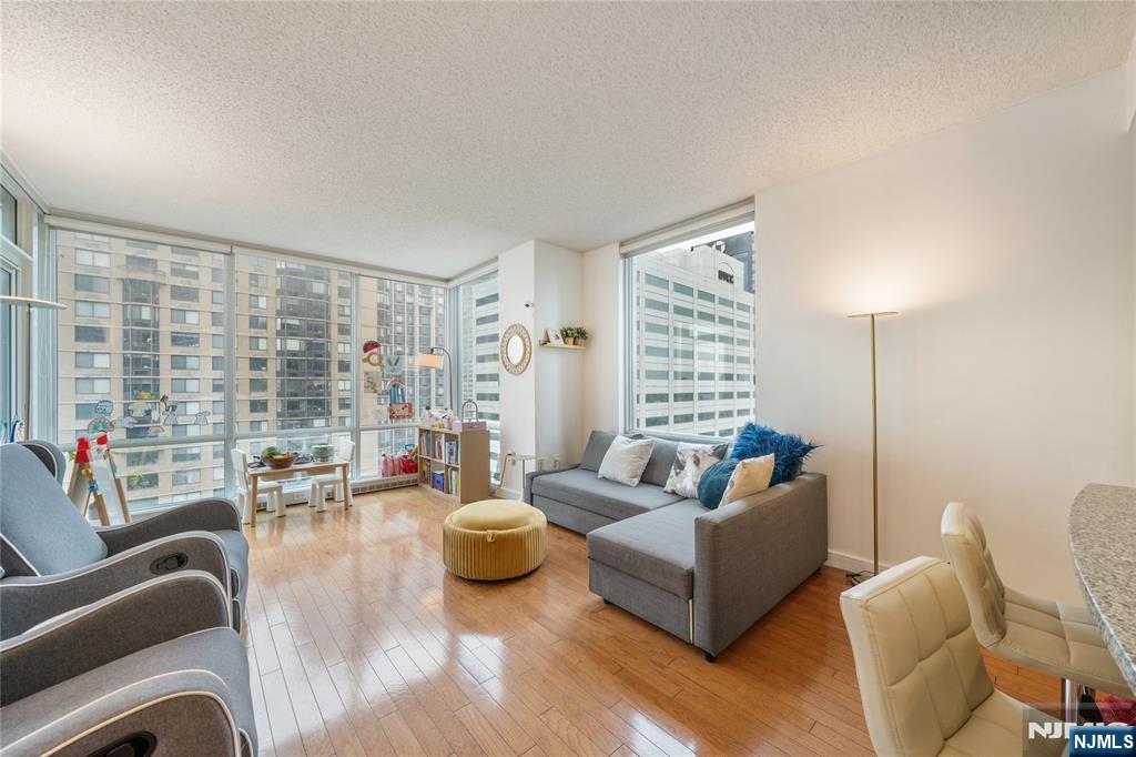 Rental Property at 20 Newport Pkwy 1201, Jersey City, New Jersey - Bedrooms: 2 
Bathrooms: 2 
Rooms: 7  - $4,700 MO.