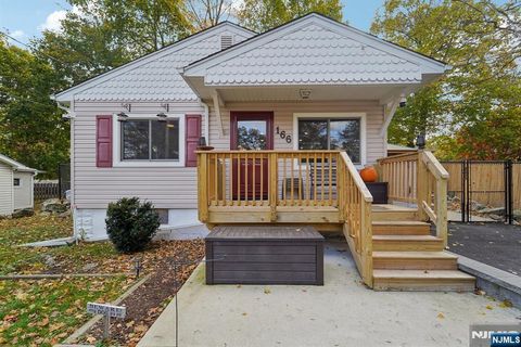 166 Lakeview Avenue Ringwood NJ 07456