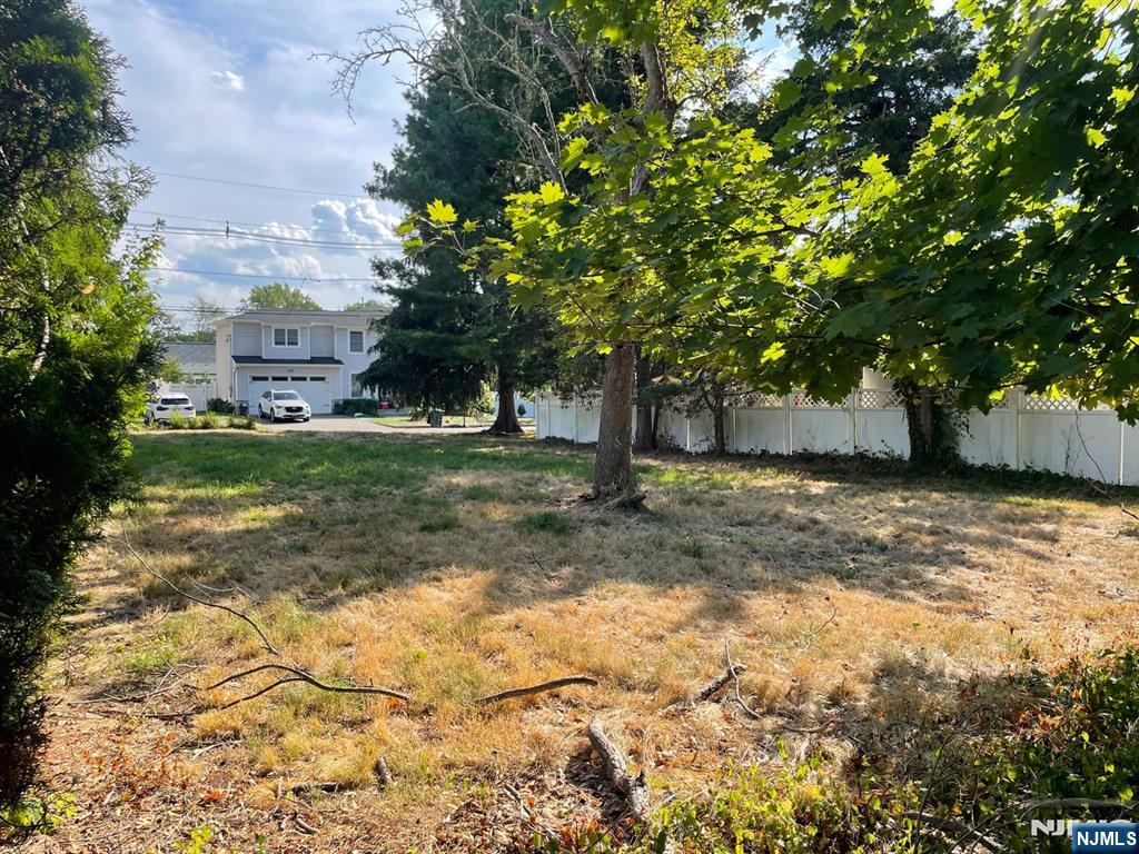 662 Jefferson Avenue