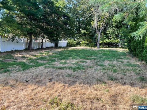 662 Jefferson Avenue Twp of Washington NJ 07676