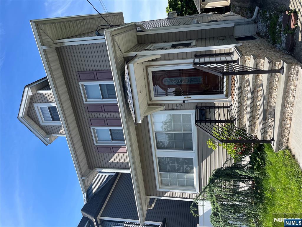 142 Fairview Avenue