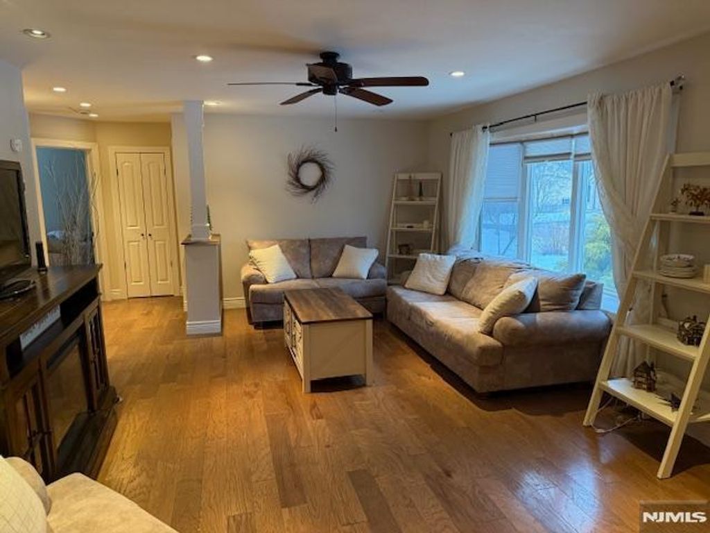 Photo of 179 Clayton Terrace, Paramus, NJ 07652 (MLS # 26005314)