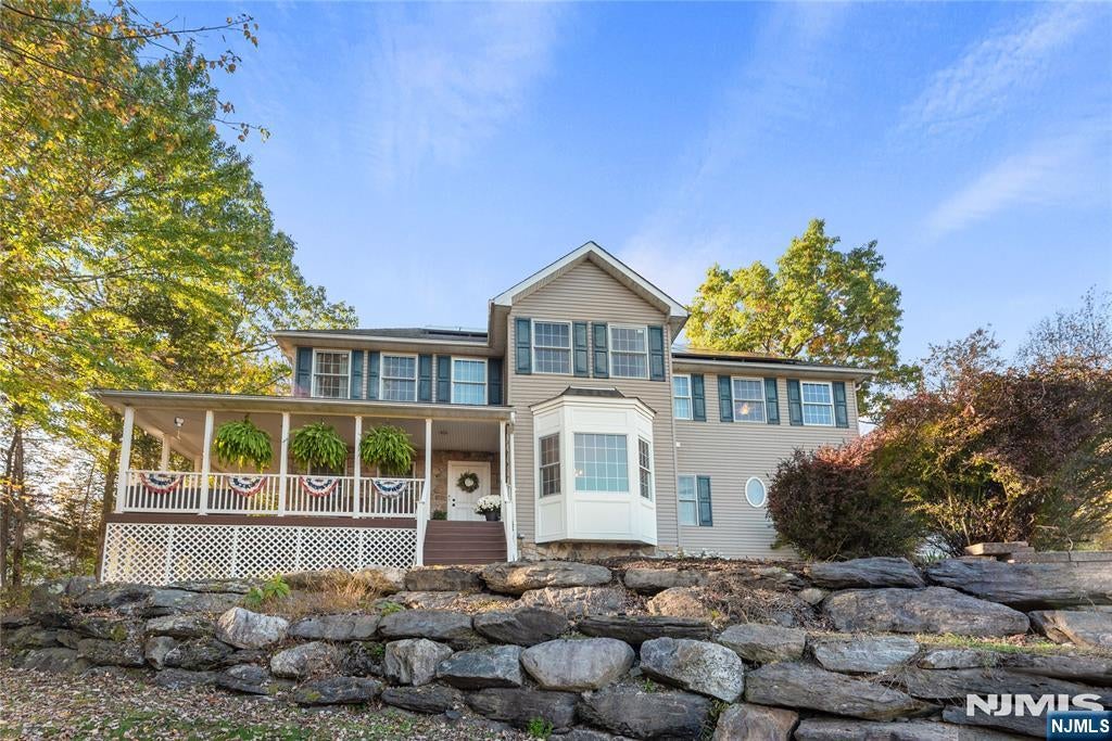 4 Ottawa Lane