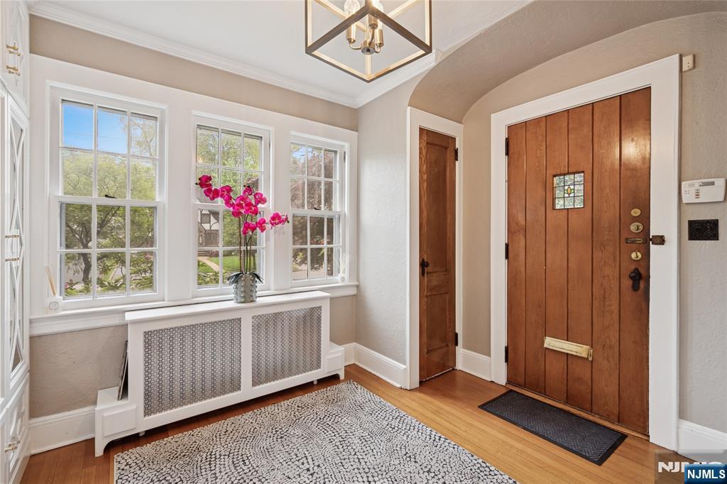 275 Winthrop Road