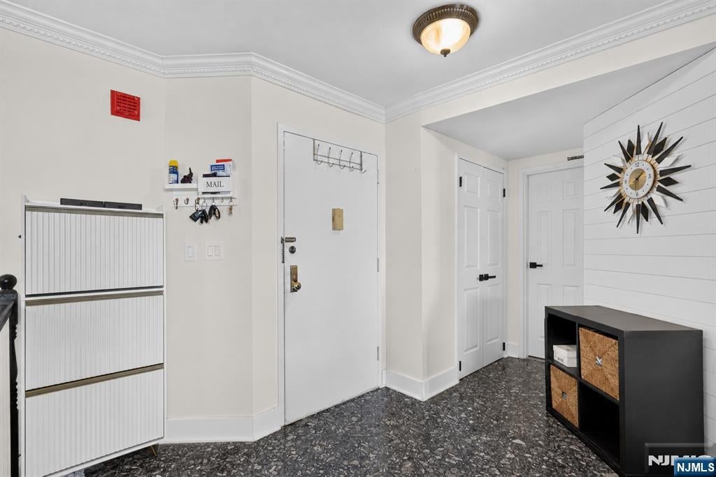 1020 Harmon Cove Tower