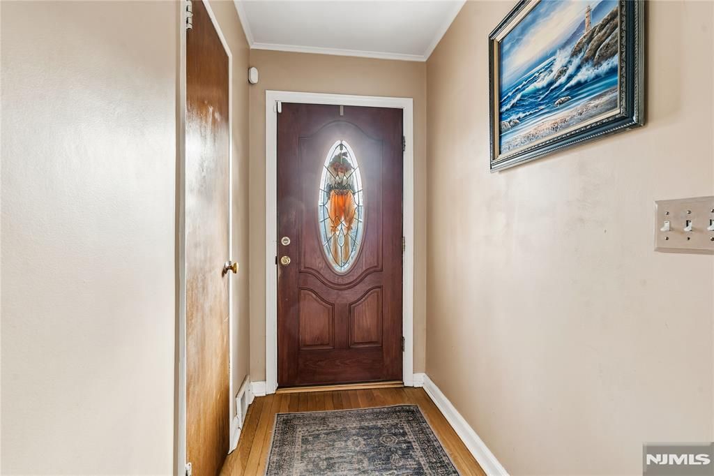 Photo of 4 Wayside Lane, Nutley, NJ 07110 (MLS # 25040644)