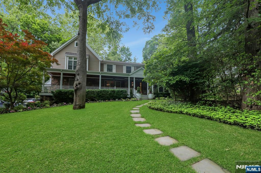 Photo of 245 Allison Court, Englewood, NJ 07631 (MLS # 26019341)