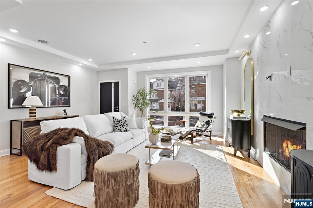 227 Wayne Avenue 227A