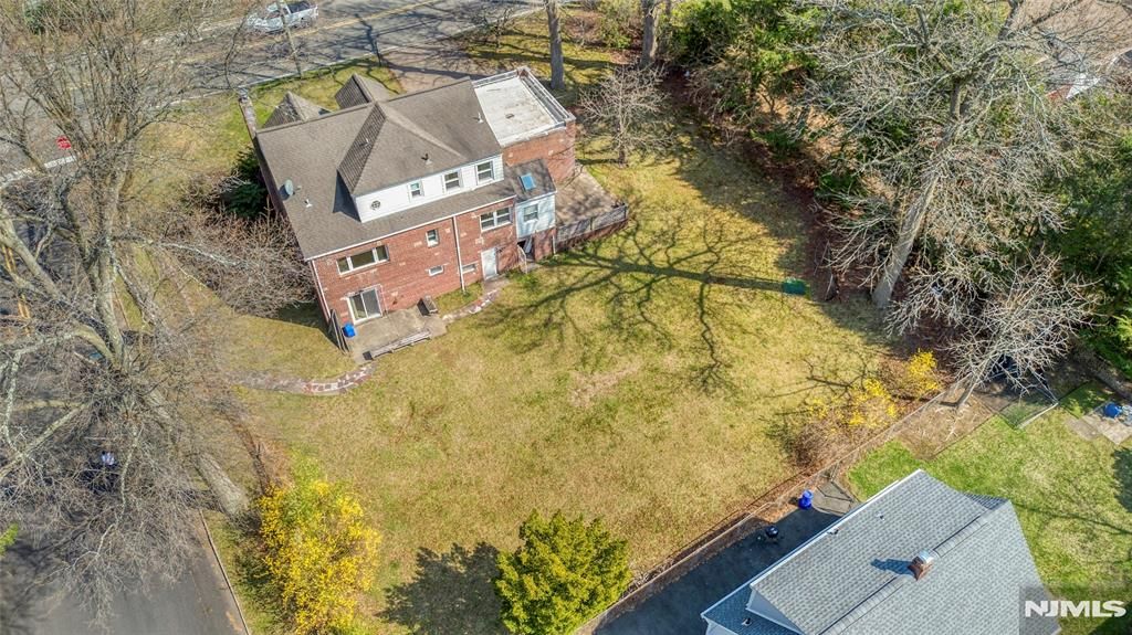 Photo of 595 Knickerbocker Road, Tenafly, NJ 07670 (MLS # 26011203)