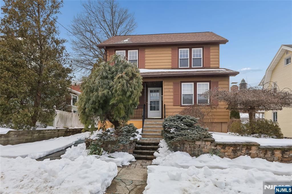 Photo of 136 Gray Street, Bogota, NJ 07603 (MLS # 26005293)