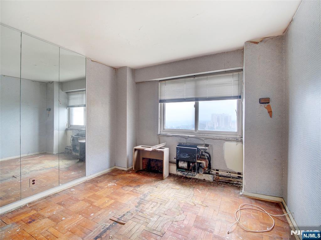 377 S Harrison Street 18Nn, East Orange, New Jersey - 1 Bedrooms  
1 Bathrooms - 