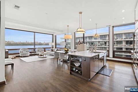 Photo of 9 Somerset Lane #501, Edgewater, NJ 07020 (MLS # 26000365)