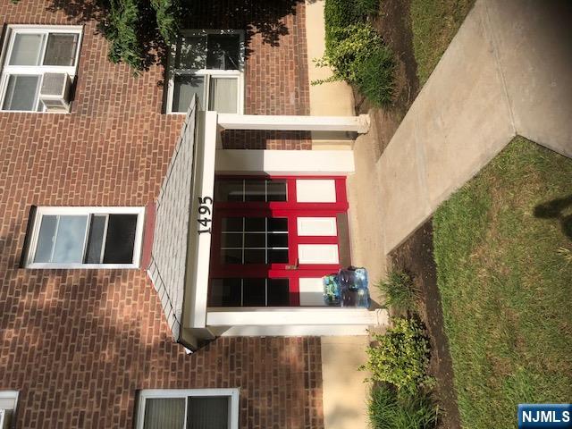 Rental Property at 1495 W Terrace 2, Teaneck, New Jersey - Bedrooms: 1 
Bathrooms: 1 
Rooms: 3  - $1,950 MO.