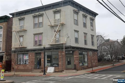 41 Glenridge Avenue 2R Montclair NJ 07042