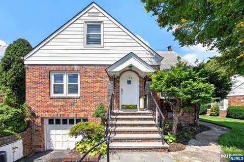 Photo of 165 Oak Grove Ave, Hasbrouck Heights, NJ 07604 (MLS # 26032004)