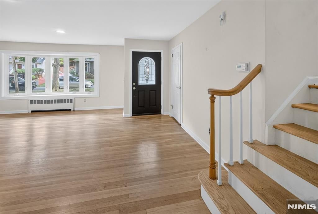 Photo of 34 Valley Road, Haworth, NJ 07641 (MLS # 25022813)