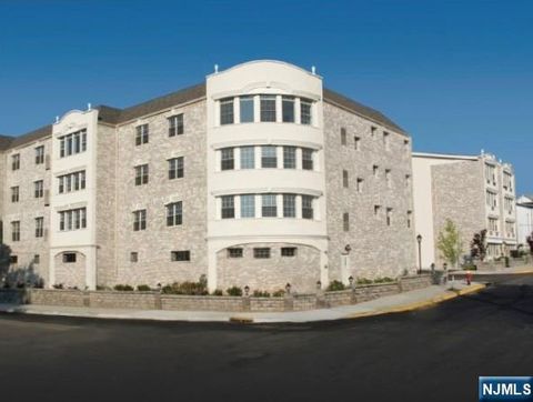 Photo of 132 Union Avenue #405A, East Rutherford, NJ 07073 (MLS # 26006202)