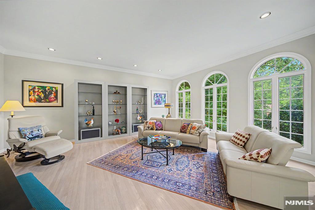 38 Ridge Road