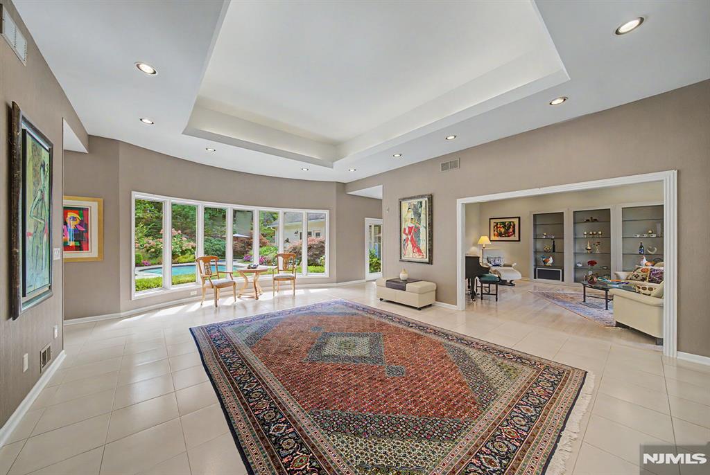 38 Ridge Road