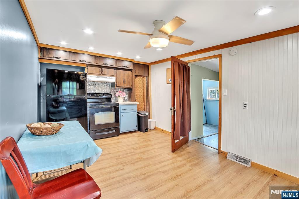 583 Shore Road